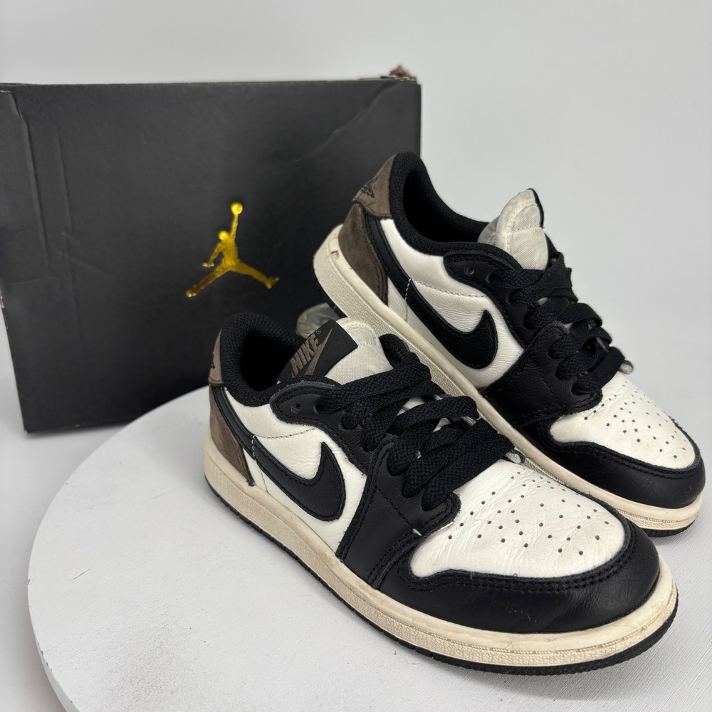 Jordan 1 Low OG Kids 13C Black White Mocha Palomino Sneaker